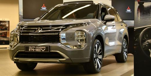 Mitsubishi Outlander PHEV - The Road To Outlander